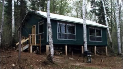 Smith Pass Outpost - halfway to everywhere! - Lake Ogascanan - Quebec
